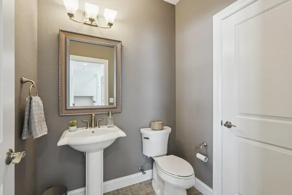 $999,900 | W137N6161 Weyer Farm Court, Menomonee Falls, WI 53051