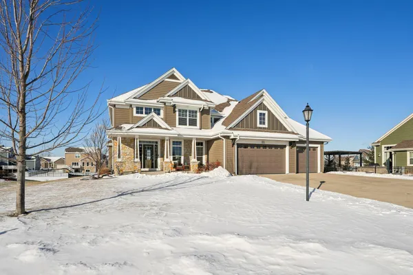 $999,900 | W137N6161 Weyer Farm Court, Menomonee Falls, WI 53051