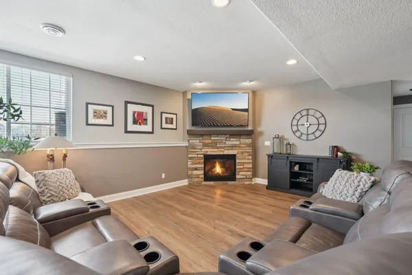 $999,900 | W137N6161 Weyer Farm Court, Menomonee Falls, WI 53051