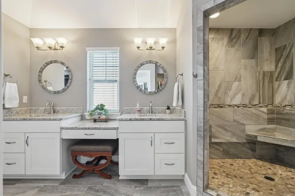 $999,900 | W137N6161 Weyer Farm Court, Menomonee Falls, WI 53051
