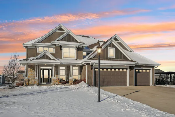 $999,900 | W137N6161 Weyer Farm Court, Menomonee Falls, WI 53051