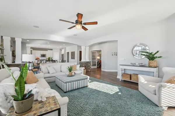 $999,900 | W137N6161 Weyer Farm Court, Menomonee Falls, WI 53051