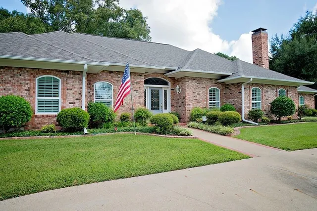 $549,000 | 1 Mill Run Place, Athens, TX 75751