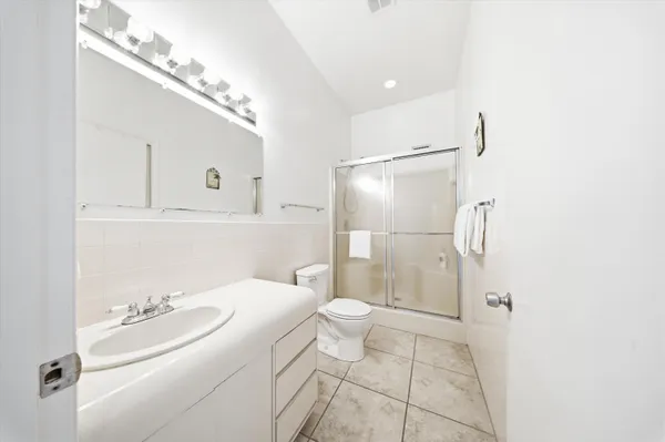 $1,550,000 | 340 East Ocean Drive, Key Colony Beach, FL 33051