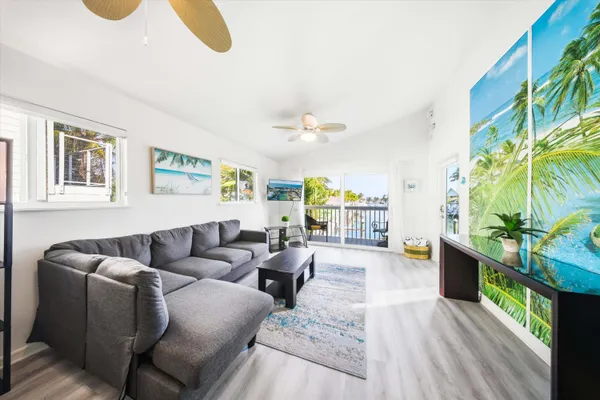 $1,550,000 | 340 East Ocean Drive, Key Colony Beach, FL 33051