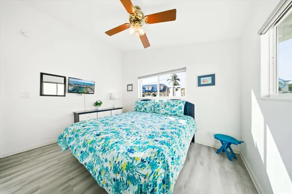 $1,550,000 | 340 East Ocean Drive, Key Colony Beach, FL 33051