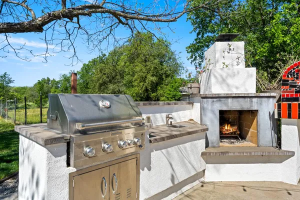 $995,000 | 3934 Happy Road, Loomis, CA 95650