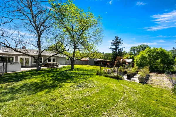 $995,000 | 3934 Happy Road, Loomis, CA 95650