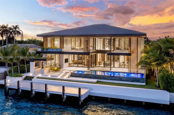 $23,495,000 | 11404 North Bayshore Drive, North Miami, FL 33181