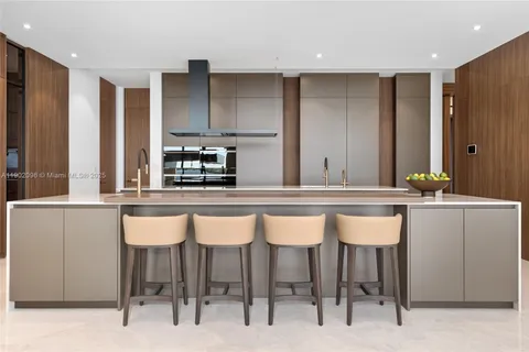 $23,495,000 | 11404 North Bayshore Drive, North Miami, FL 33181