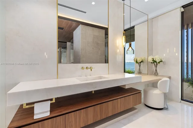 $23,495,000 | 11404 North Bayshore Drive, North Miami, FL 33181