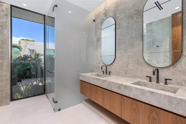 $21,950,000 | 11404 North Bayshore Drive, North Miami, FL 33181