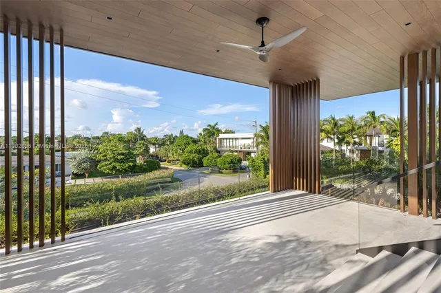$23,495,000 | 11404 North Bayshore Drive, North Miami, FL 33181