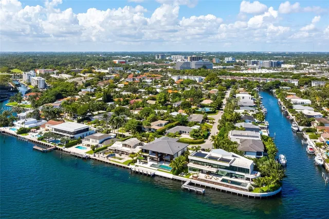 $23,495,000 | 11404 North Bayshore Drive, North Miami, FL 33181