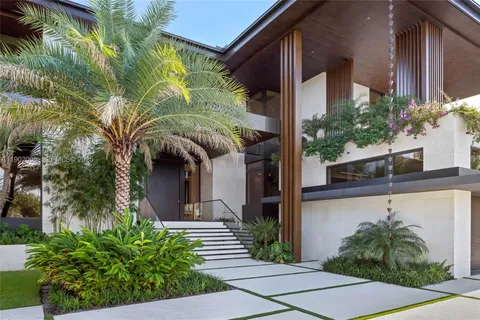 $23,495,000 | 11404 North Bayshore Drive, North Miami, FL 33181