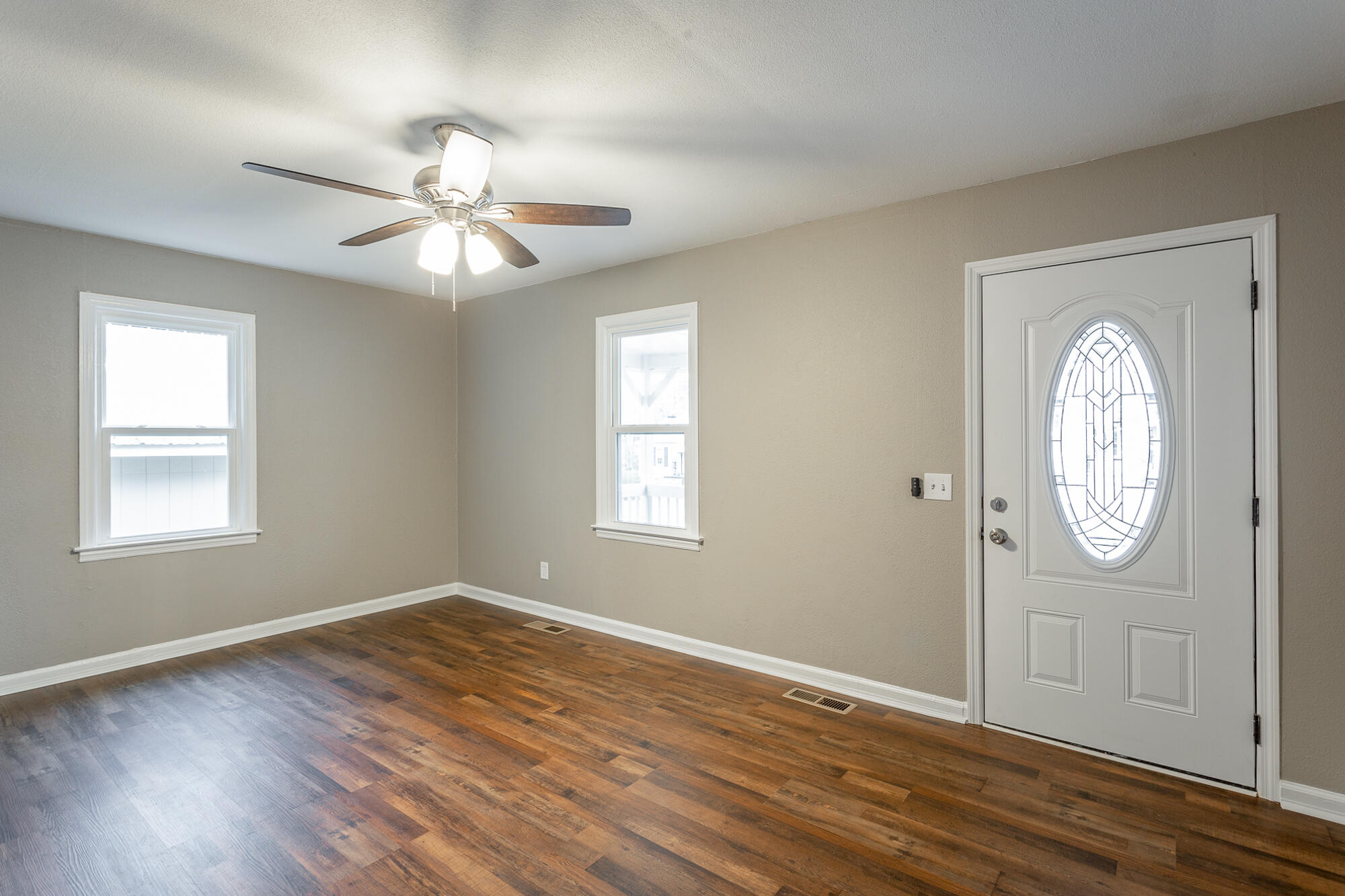 110 Wilder Street Chickamauga, GA 30707 - Photo 10 of 37 110 Wilder St. HD-2