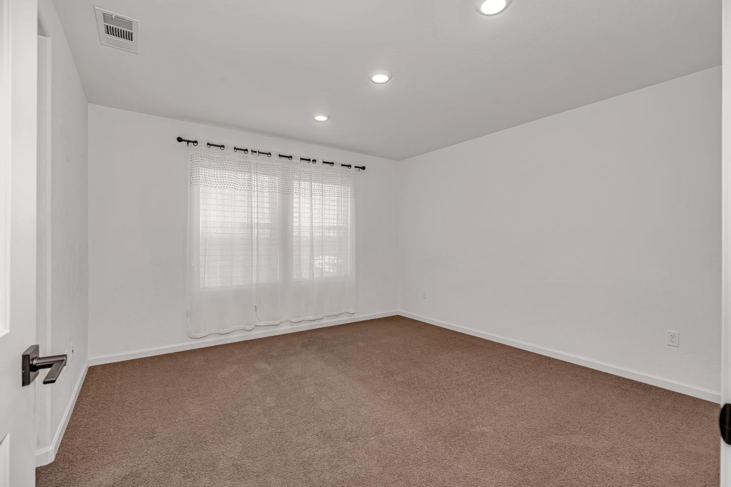 408 Rice Way Los Banos, CA 93635 - Photo 19 of 30