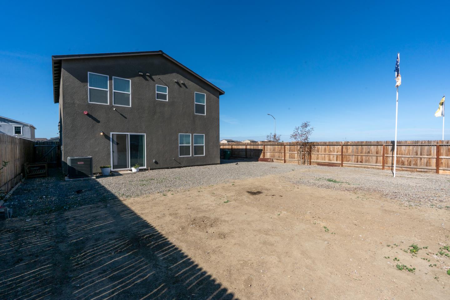 408 Rice Way Los Banos, CA 93635 - Photo 27 of 30