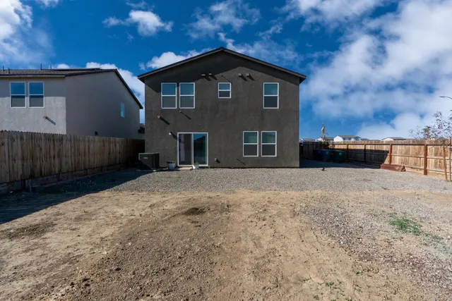 $460,000 | 408 Rice Way, Los Banos, CA 93635