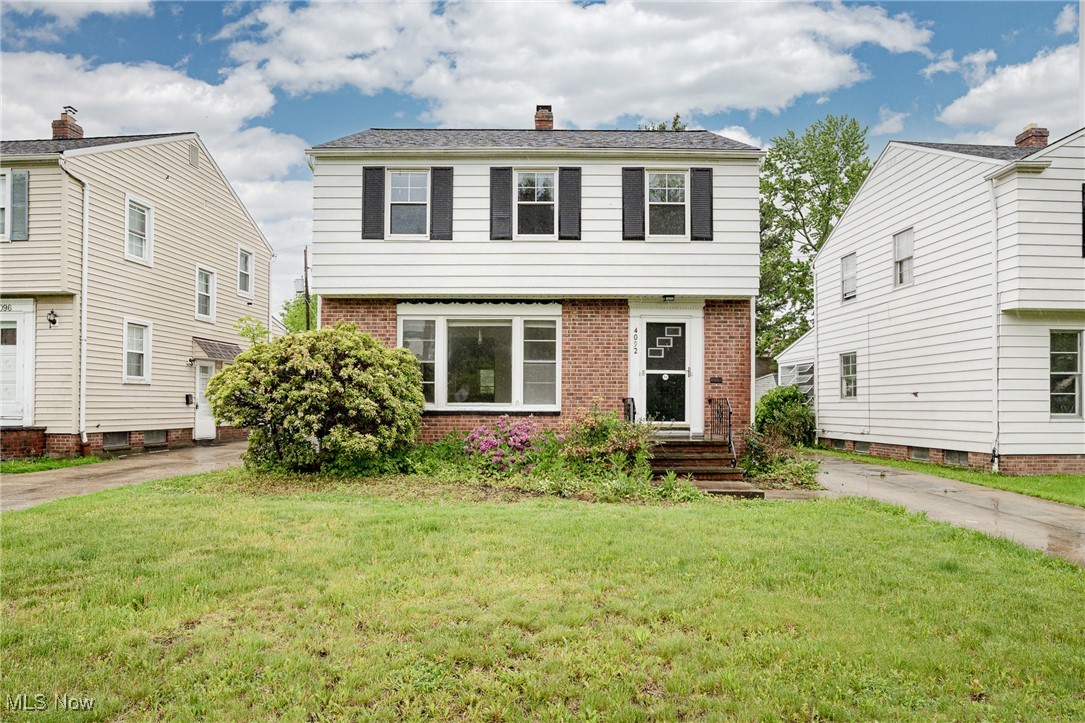 4092 Charlton Road Cleveland, OH 44121 - Photo 1 of 33 Gallery Image 1