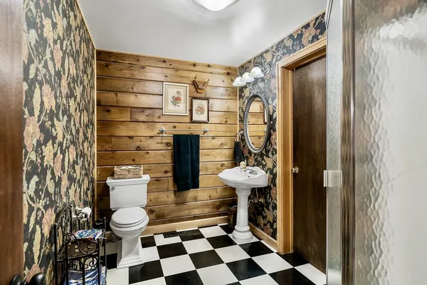 a bedroom with bed or furniture and a window