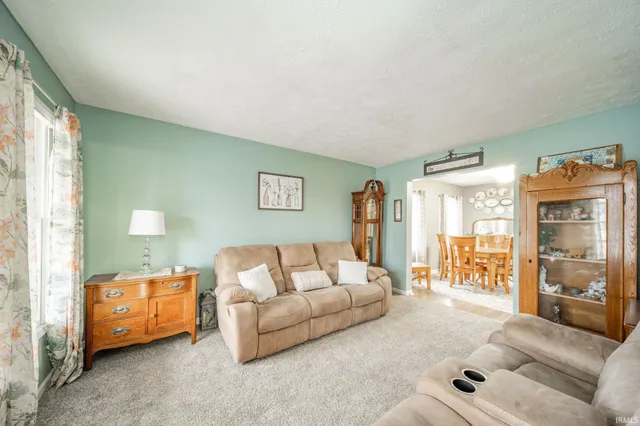 $399,900 | 3004 West Aruba Way, Muncie, IN 47302