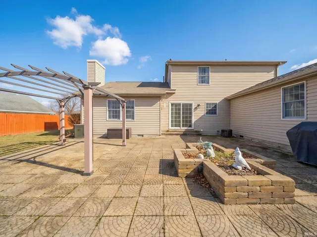 $399,900 | 3004 West Aruba Way, Muncie, IN 47302