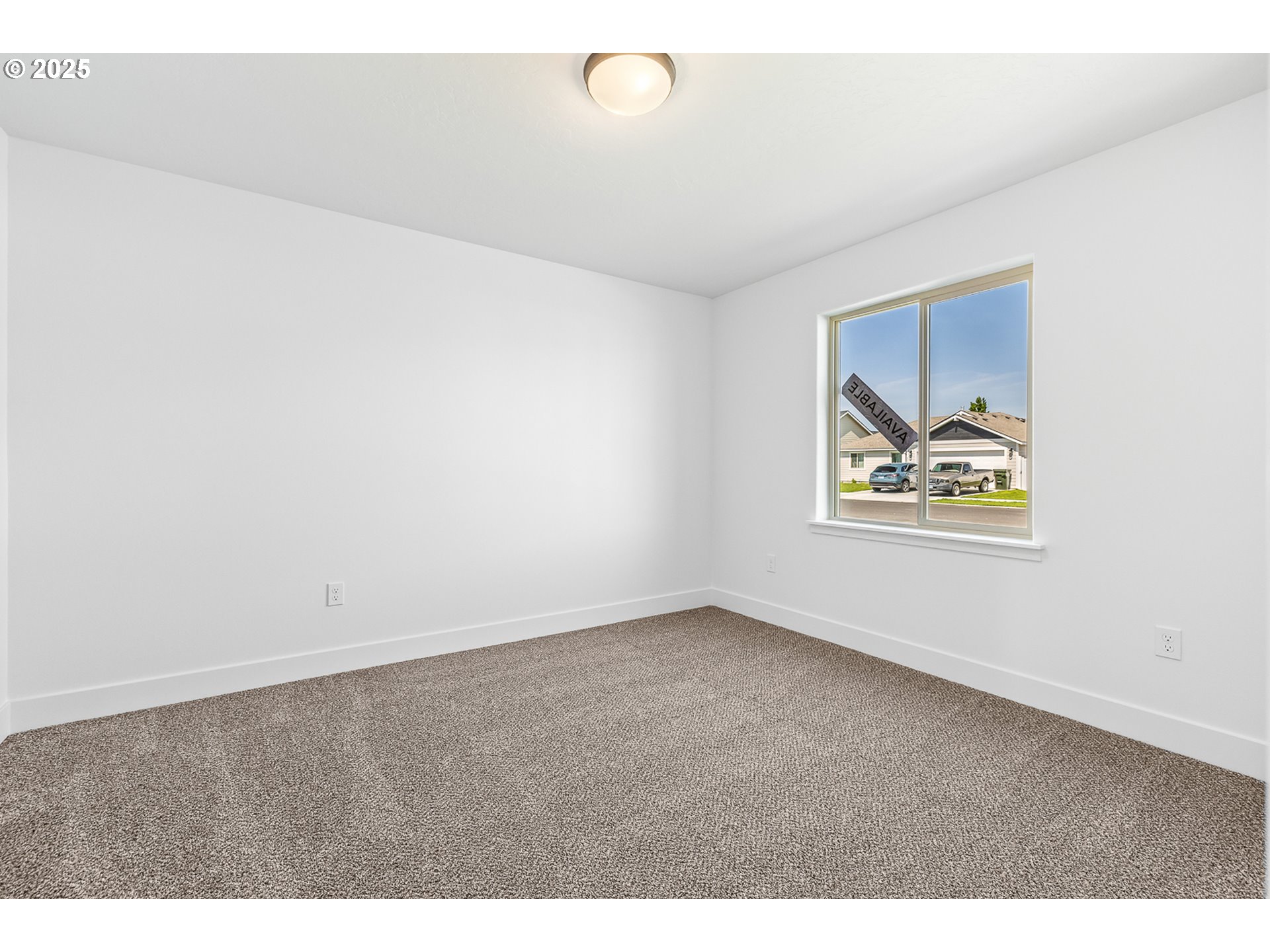 307 Sage Street Boardman, OR 97818 - Photo 19 of 25 a view of an empty room