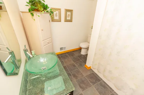 $750,000 | 15797 Hillside Drive, Vandalia, MI 49095