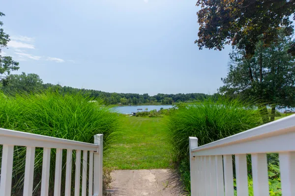 $750,000 | 15797 Hillside Drive, Vandalia, MI 49095