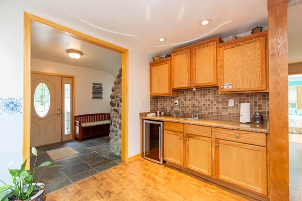 $750,000 | 15797 Hillside Drive, Vandalia, MI 49095