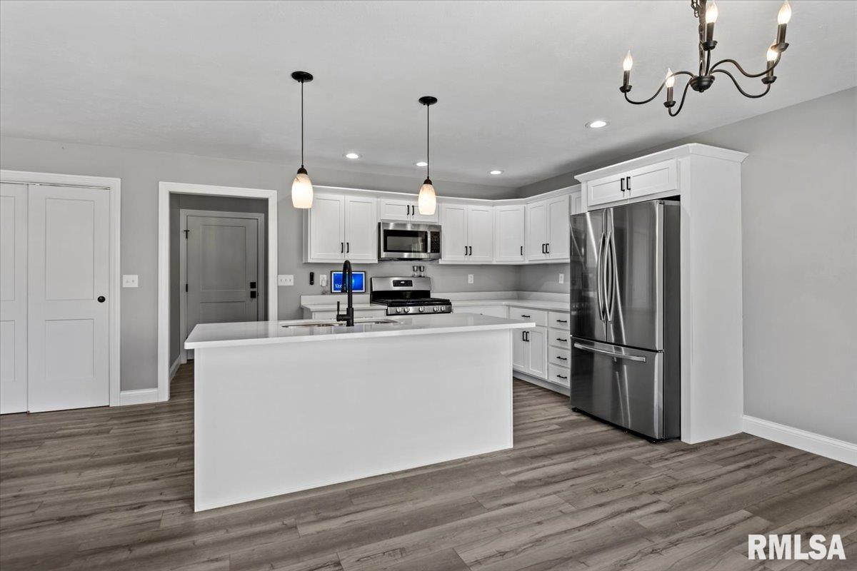 315 North Breckenridge Road Chatham, IL 62629 - Photo 7 of 24 Gallery Image 7