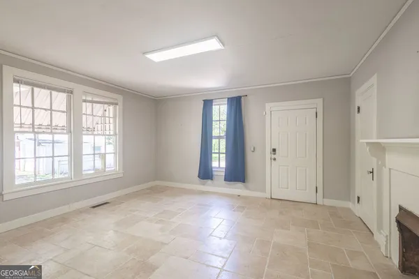 $2,700 | 356 Jackson Street, Newnan, GA 30263