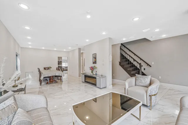 $2,999,000 | 345 Washington Avenue, Cedarhurst, NY 11516