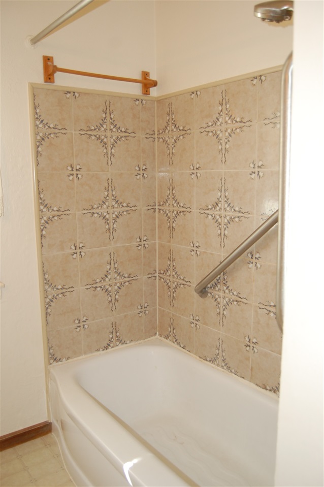 50111 Cedargrove Road Utica, MI 48317 - Photo 25 of 30 Full Bathroom