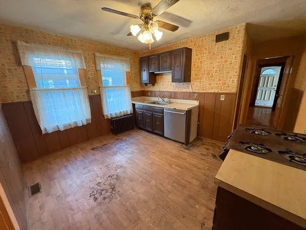 $879,000 | 45 Holbrook Road, Quincy, MA 02171