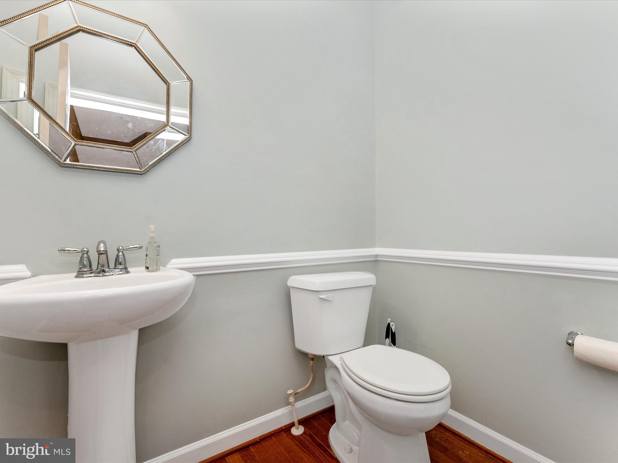 1936 Moran Drive Frederick, MD 21702 - Photo 20 of 56 Powder Room