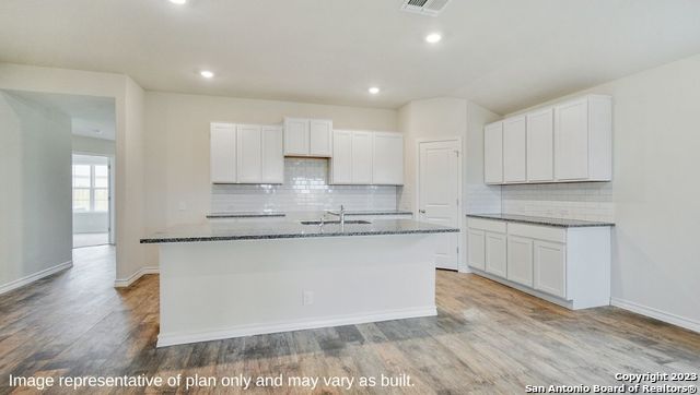 440 Waterfall Point Cibolo, TX 78108 - Photo 4 of 24 Gallery Image 4
