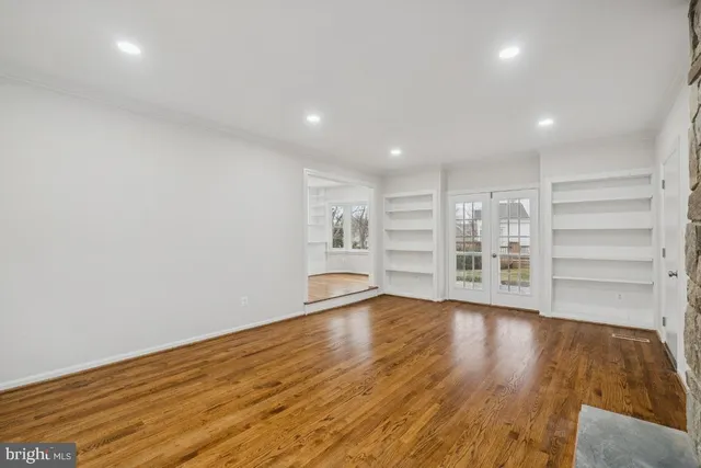 $999,990 | 13143 Fern Hollow Court, Herndon, VA 20171