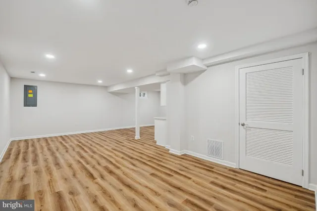 $999,990 | 13143 Fern Hollow Court, Herndon, VA 20171