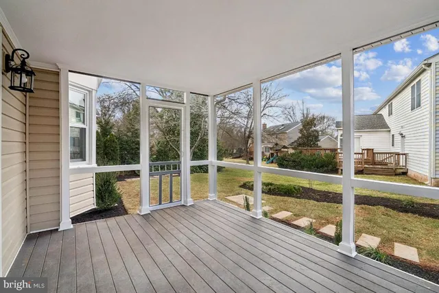 $999,990 | 13143 Fern Hollow Court, Herndon, VA 20171