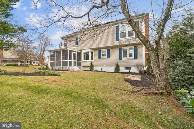 $999,990 | 13143 Fern Hollow Court, Herndon, VA 20171