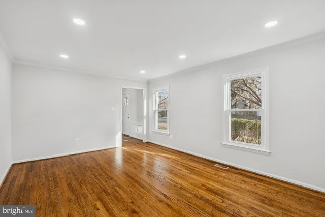 $999,990 | 13143 Fern Hollow Court, Herndon, VA 20171