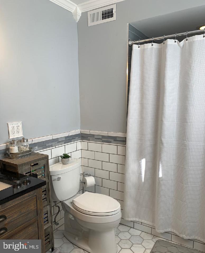 46 Andrew Road Huntingdon Valley, PA 19006 - Photo 14 of 25
