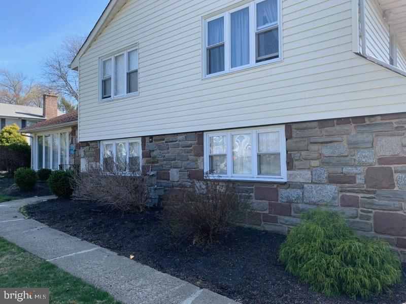 46 Andrew Road Huntingdon Valley, PA 19006 - Photo 4 of 25