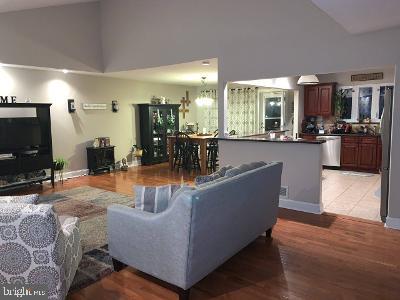 46 Andrew Road Huntingdon Valley, PA 19006 - Photo 7 of 25