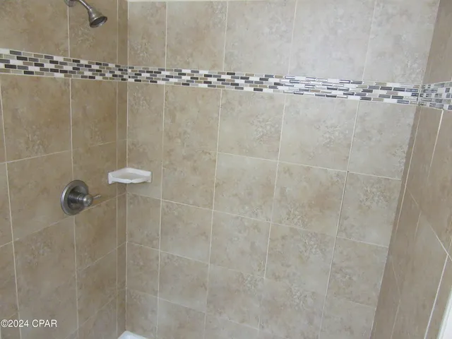 $1,895 | 2411 Astrid Lane, Panama City Beach, FL 32408