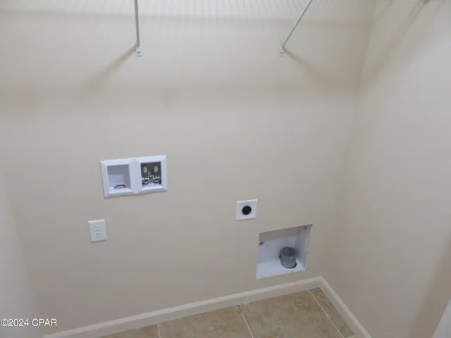 $1,895 | 2411 Astrid Lane, Panama City Beach, FL 32408