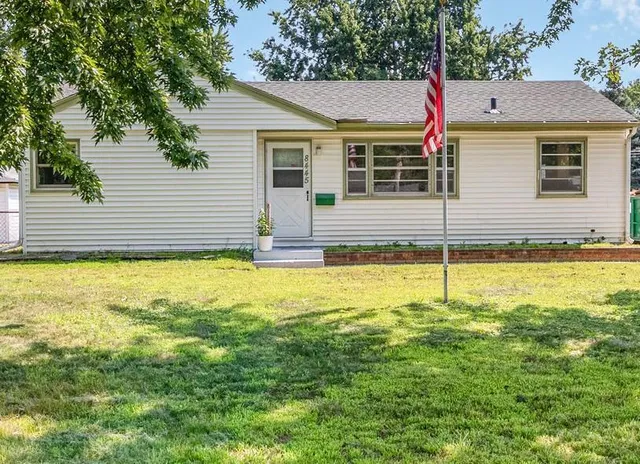 $339,900 | 8445 10th Avenue South, Bloomington, MN 55420