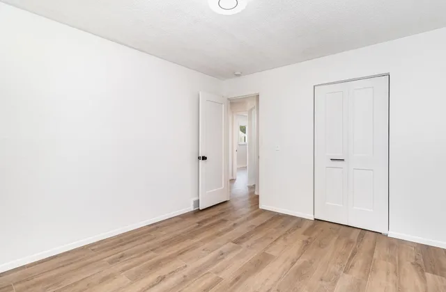 $339,900 | 8445 10th Avenue South, Bloomington, MN 55420